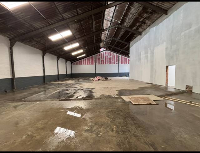 645M² WAREHOUSE TO LET IN EPPING INDUSTRIAL